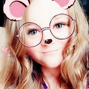 Meet your Posher, Kelley